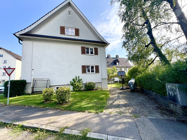 Seltene Gelegenheit: Charmante 4-Zimmer-Wohnung im 2-Parteien-Haus in bester Lage von Götzis