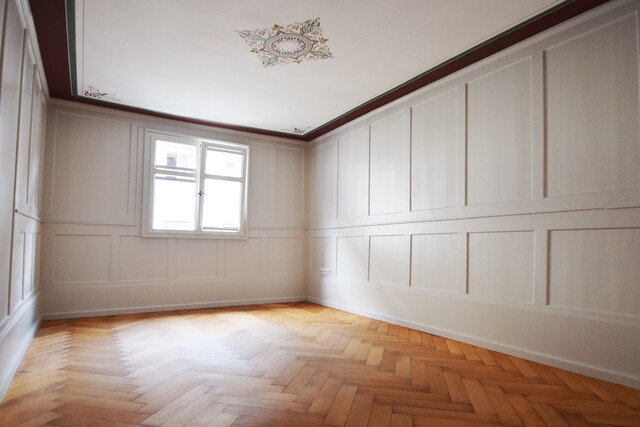 Kompaktbüro 13,95 m² mit historischem Ambiente - Top-Lage im Herzen von Hohenems