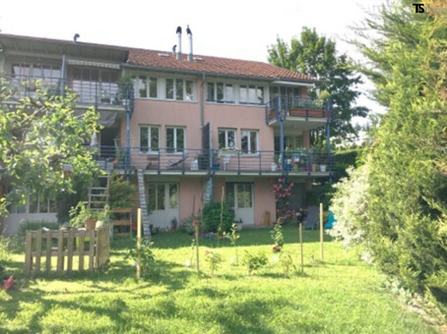 "Blick über Feldkirch: Gemütliche 2-Zimmer-Wohnung ca. 61 m2 mit Balkon am Ardetzenberg"