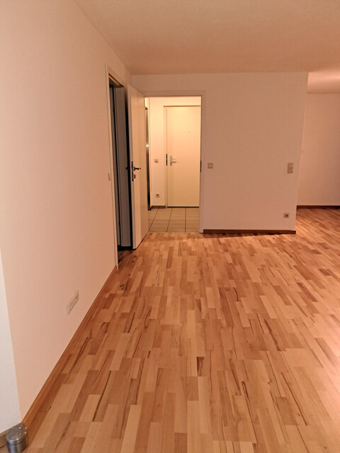 Neu renovierte behindertengerechte EG Wohnung mit kleiner Südterrasse