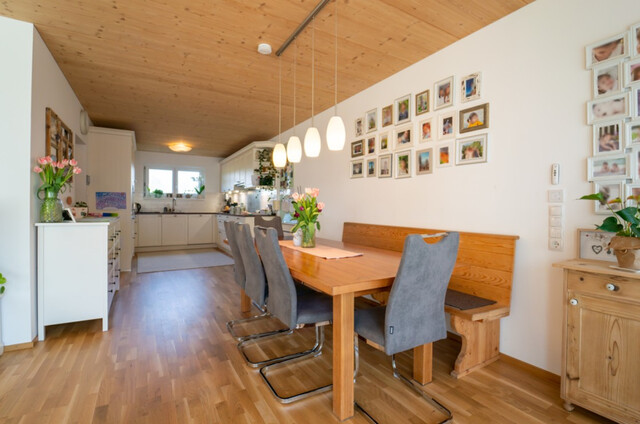 Ruhige, stilvolle Doppelhaushälfte privat zu vermieten