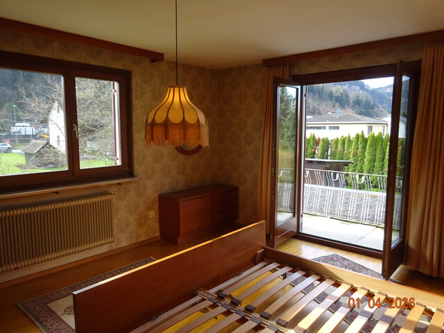 Riesiges Haus mit großem Garten in Altenstadt