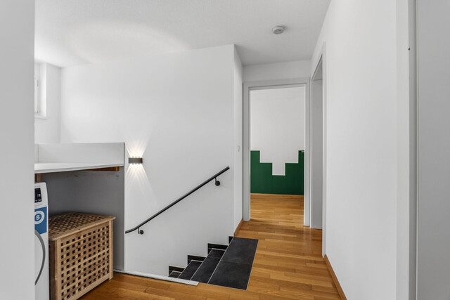 Modernes Reihenhaus mit großem Garten