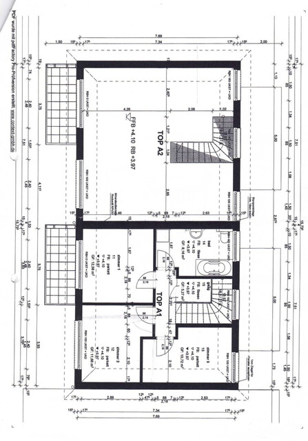 Modernes Reihenhaus mit großem Garten