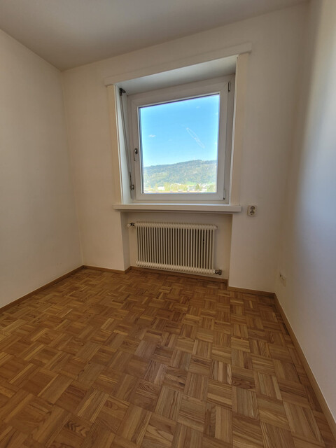 Geräumige lichtdurchflutete Wohnung, Balkon, 5 Gehminuten zum See, Top-Lage! (inklusive Betriebskosten)