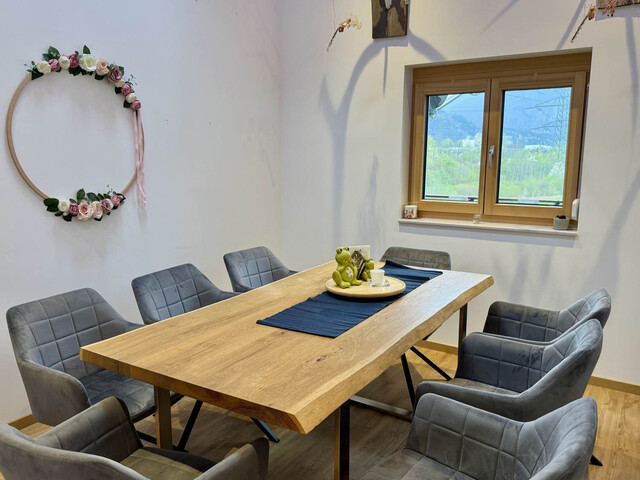 Moderne 4 Zimmer Dachgeschoßwohnung