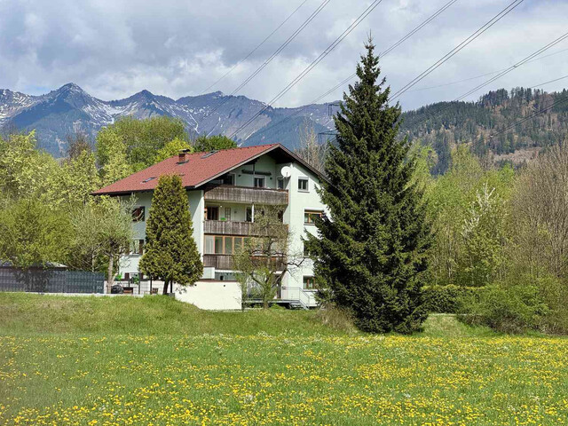 Moderne 4 Zimmer Dachgeschoßwohnung