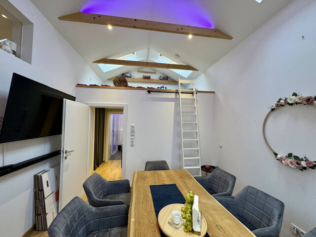 Moderne 4 Zimmer Dachgeschoßwohnung