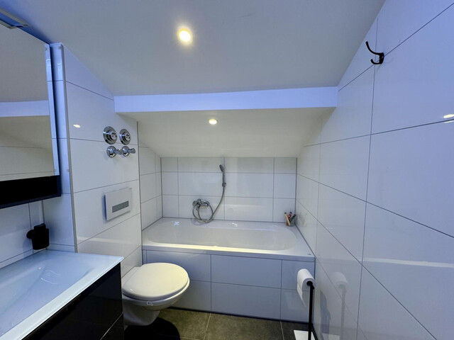 Moderne 4 Zimmer Dachgeschoßwohnung