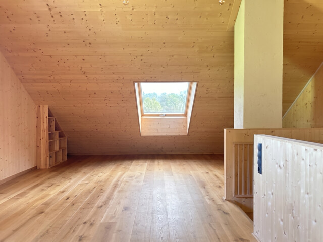 Stilvolles Reihenhaus mit exklusiver Ausstattung und Bergpanorama!