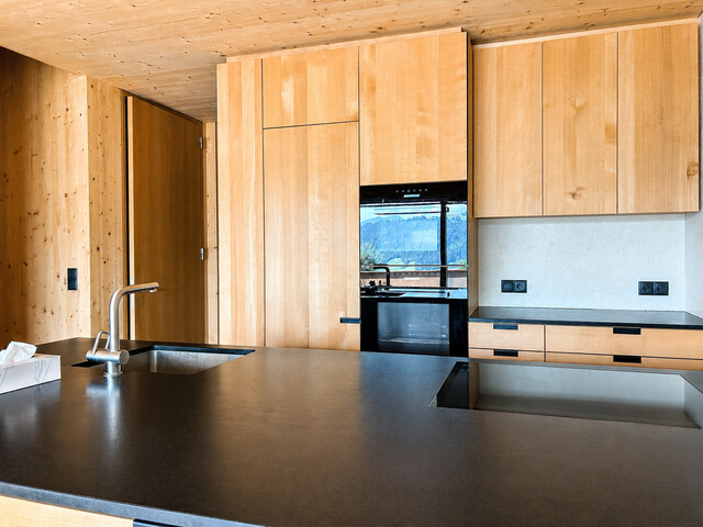 Stilvolles Reihenhaus mit exklusiver Ausstattung und Bergpanorama!
