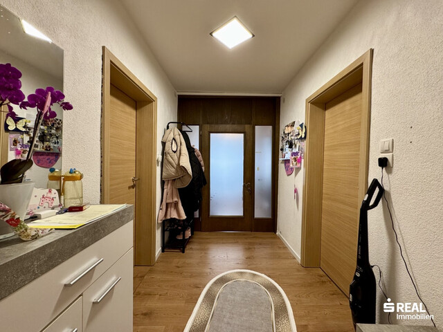 Zwei Mehrfamilienhäuser mit insgesamt 10 Wohnungen