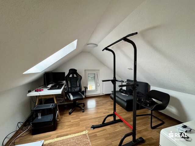 Zwei Mehrfamilienhäuser mit insgesamt 10 Wohnungen