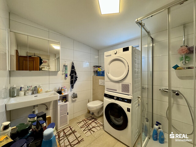 Zwei Mehrfamilienhäuser mit insgesamt 10 Wohnungen