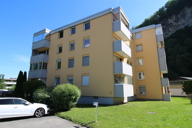 Bestens eingeteilte 3 1/2 Zimmer-Wohnung - Sofortbezug