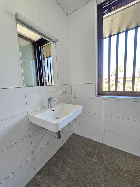 Moderne 2-Zimmer-Wohnung mit Loggia in Weiler