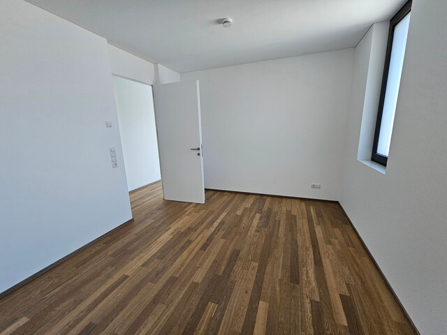Moderne 2-Zimmer-Wohnung mit Loggia in Weiler