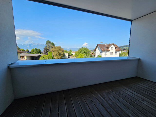Moderne 2-Zimmer-Wohnung mit Loggia in Weiler