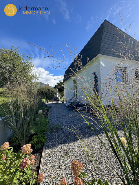 SULZ: Elegantes Haus in Top-Lage!