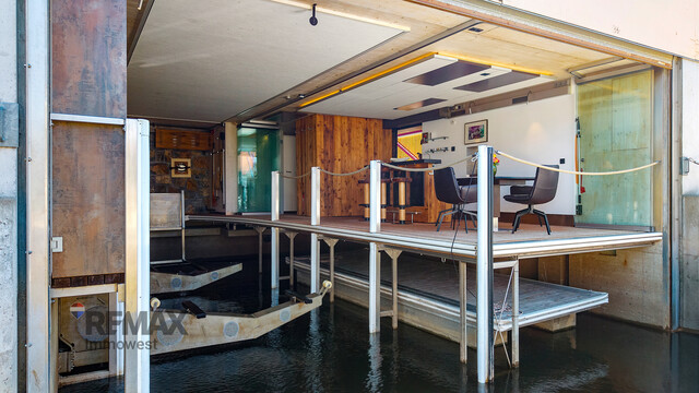 Direkt am Wasser: Exklusives Bootshaus mit Luxuskomfort