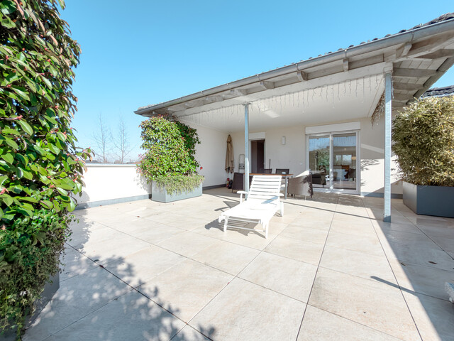 Modernes Mehrfamilienhaus mit 2 Wohneinheiten in ruhiger Lage von Lustenau