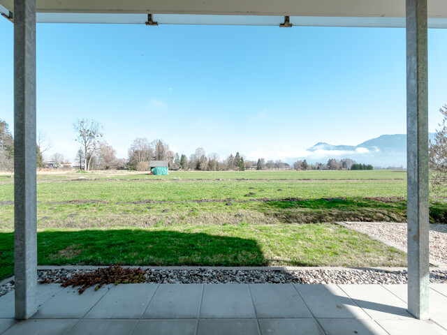 Modernes Mehrfamilienhaus mit 2 Wohneinheiten in ruhiger Lage von Lustenau