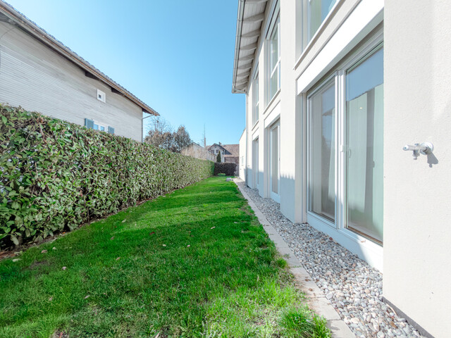 Modernes Mehrfamilienhaus mit 2 Wohneinheiten in ruhiger Lage von Lustenau