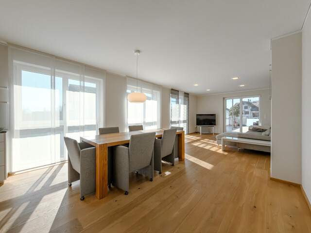 Modernes Mehrfamilienhaus mit 2 Wohneinheiten in ruhiger Lage von Lustenau