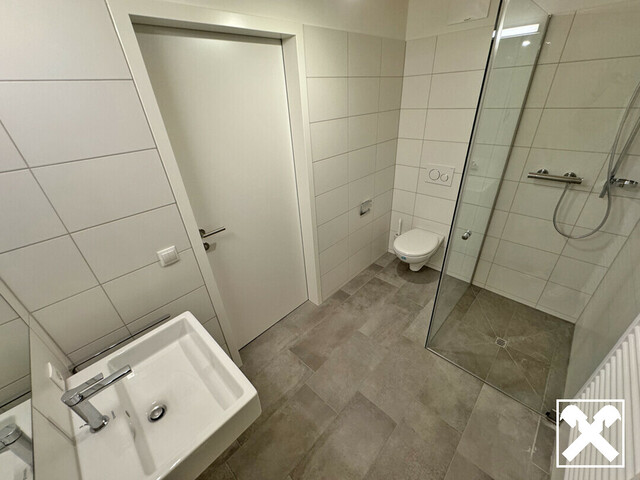 C23: Neuwertige 2-Zimmerwohnung im 6. Obergeschoss