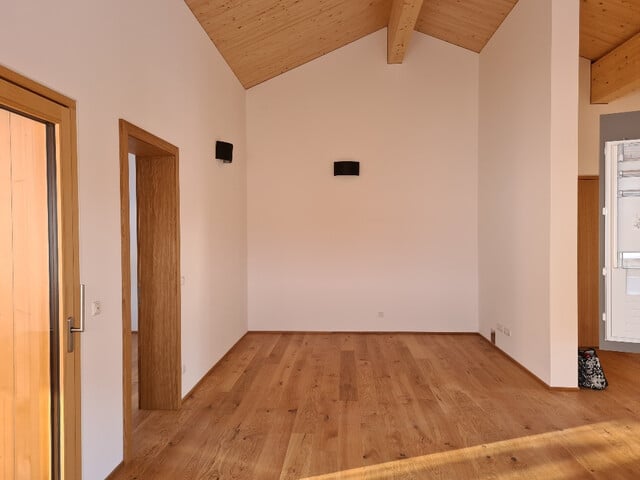 Moderne 3-Zimmer-Wohnung mit Wintergarten