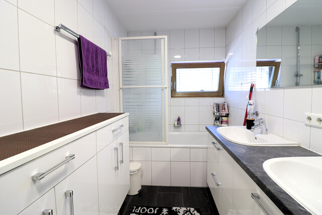 Attraktive 3-Zimmer-Eigentumswohnung mit Terrasse & Tiefgaragenplatz