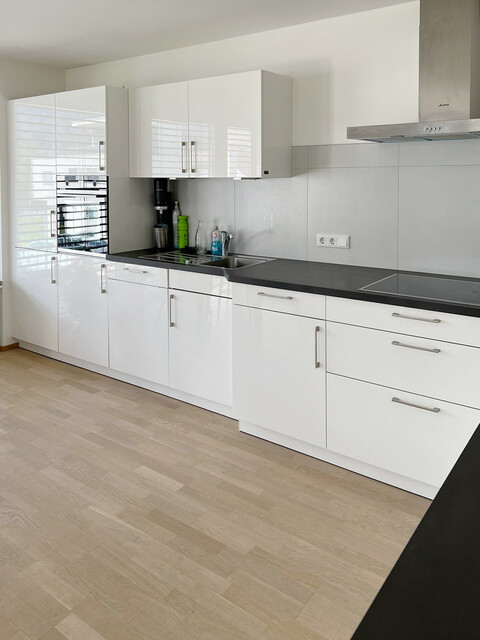 Hochwertige und sonnige 2-Zimmer Wohnung mit Terrasse 