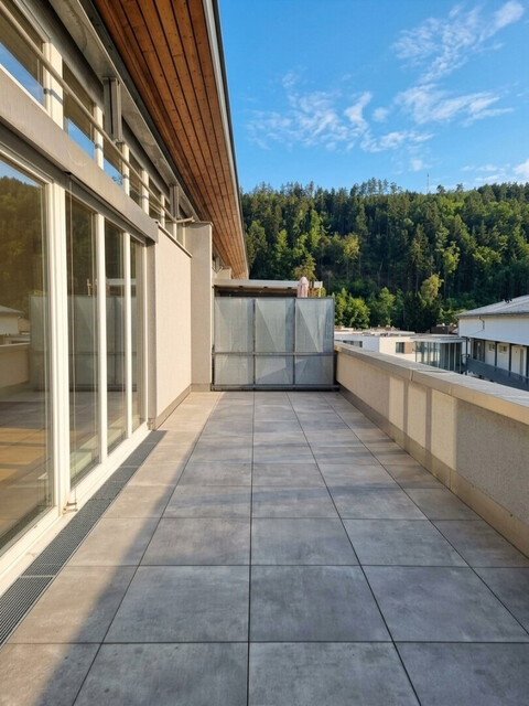 Großzügige 5-Zimmer-Maisonettewohnung mit Terrasse in Rankweil zu vermieten!