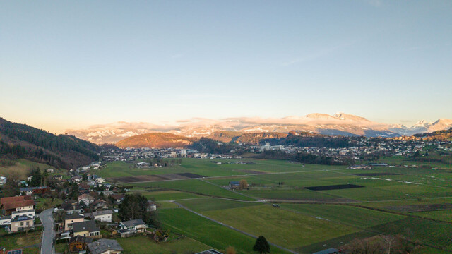 Feldkirch: Moderne 4-Zimmer-Wohnung mit Bergblick und 2 Tiefgaragenplätzen!
