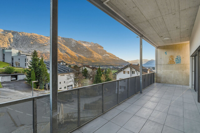 Feldkirch: Moderne 4-Zimmer-Wohnung mit Bergblick und 2 Tiefgaragenplätzen!