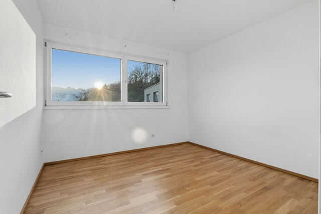 Feldkirch: Moderne 4-Zimmer-Wohnung mit Bergblick und 2 Tiefgaragenplätzen!