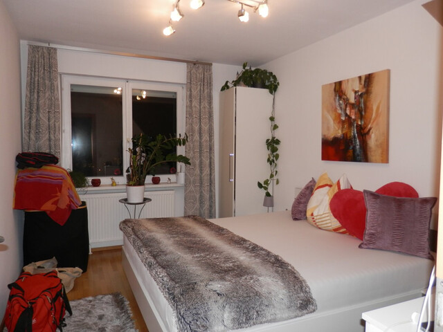 Wohnhighlight mit Top-Ausstattung – 4-Zimmer-Wohnung mit Balkon & Einzelgarage!