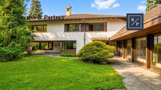 Exklusive Villa mit privatem Wellness- und Indoor-Poolbereich auf parkähnlichem Grundstück in Lustenau