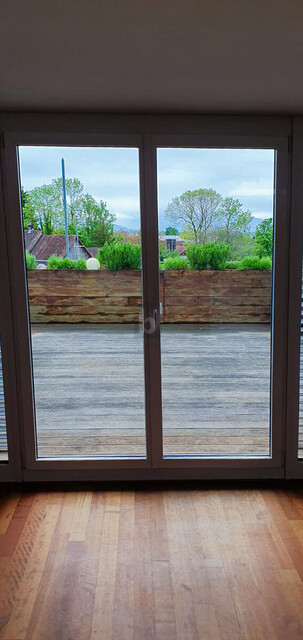 TRAUMHAFTES PENTHOUSE MIT EIGENEM ZUGANG