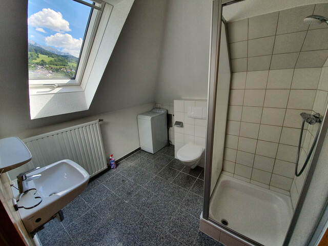 Gelegenheit / Gastlokal mit Gastgarten und 3 Wohneinheiten mit großem Grundstück und 2.Wohnsitzmöglichkeit