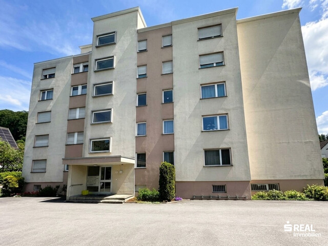 3-Zimmer-Wohnung in zentraler Lage mit Top-Infrastruktur