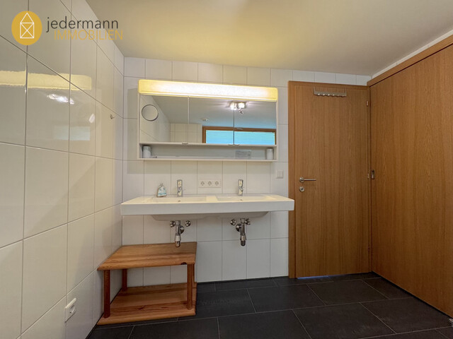 !! VERGEBEN !! DONRBIRN-EBNIT: Hüttenfeeling mit Komfort!