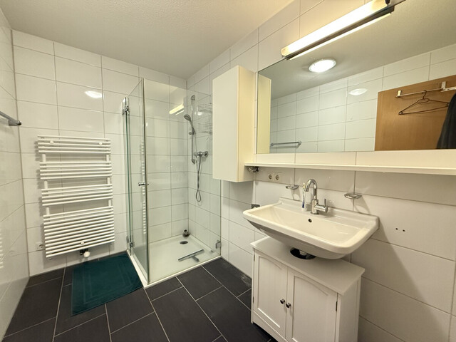 Schöne 3-Zimmer-Dachgeschosswohnung in ruhiger Lage in Schwarzach zu vermieten
