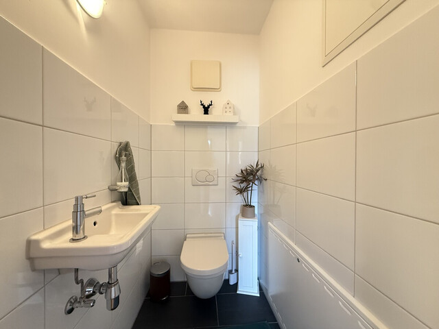 Schöne 3-Zimmer-Dachgeschosswohnung in ruhiger Lage in Schwarzach zu vermieten