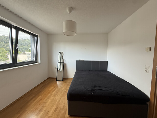 Schöne 3-Zimmer-Dachgeschosswohnung in ruhiger Lage in Schwarzach zu vermieten