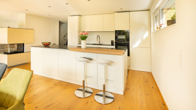 Krumbach | Neuwertiges Zuhause mit Photovoltaik und Luftwärmepumpe