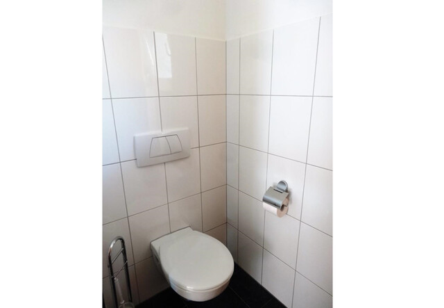 Helle 2-Zimmerwohnung mit Garten und Tiefgarage