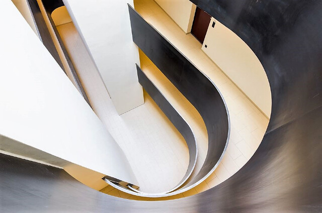 Schöne 2-Zimmer-Wohnung inkl. TG-Platz, in zentraler Lage