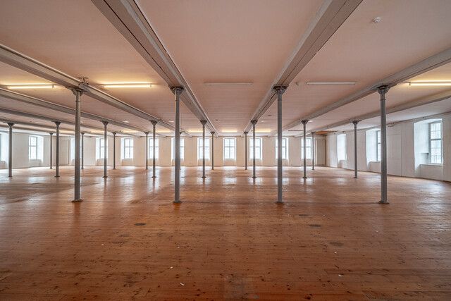 Einzigartige Gewerbeimmobilie zu vermieten