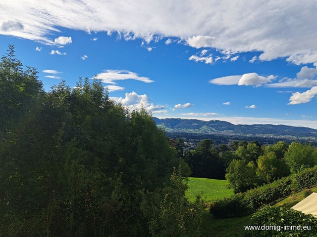 Stilvolle 3-Zimmer-Maisonettewohnung mit Garten & Tiefgarage in ruhiger Lage von Götzis